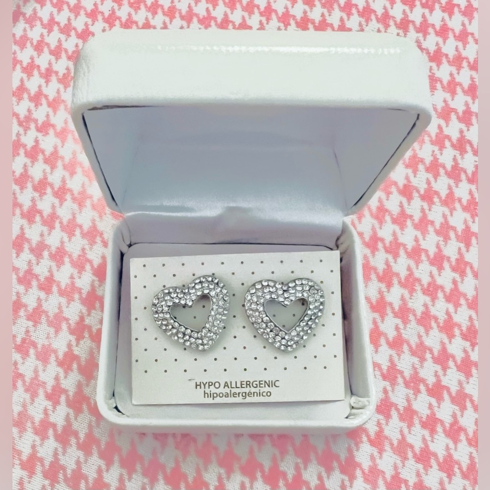 Heart 💗 earrings